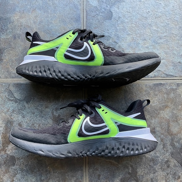Nike Legend React Running Shoe 12 - Picture 6 of 6